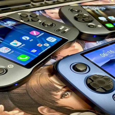 The LG Wing Sees a New Life as a Handheld Gaming Console