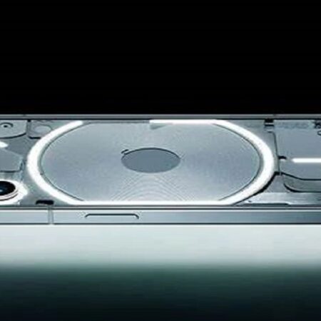 Nothing Phone (2): Leaked Press Renders Give a Closer Look at the Device